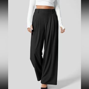 black Halara high waisted waffle pants (never worn and nwt!) fits size 4-6